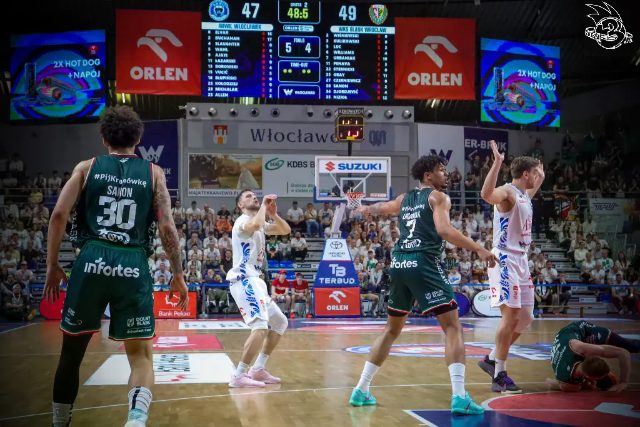 Galeria zdjęć 28 kolejki OBL Anwil Włocławek-WKS Śląsk Wrocław — zdjęcie 143