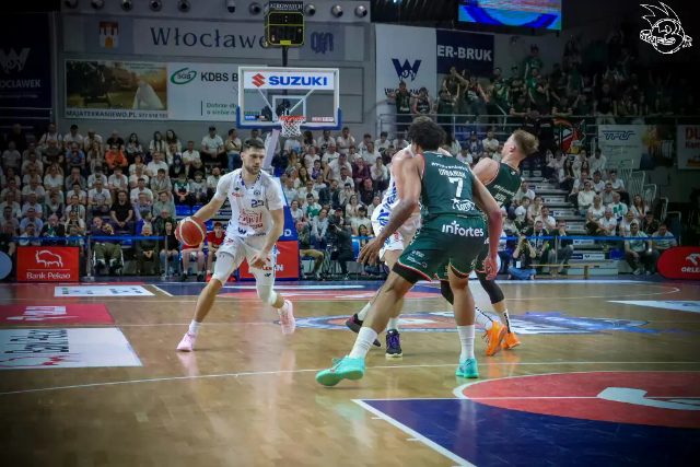Galeria zdjęć 28 kolejki OBL Anwil Włocławek-WKS Śląsk Wrocław — zdjęcie 141