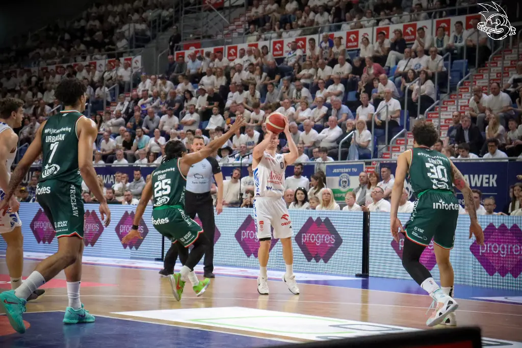 Galeria zdjęć 28 kolejki OBL Anwil Włocławek-WKS Śląsk Wrocław — zdjęcie 128