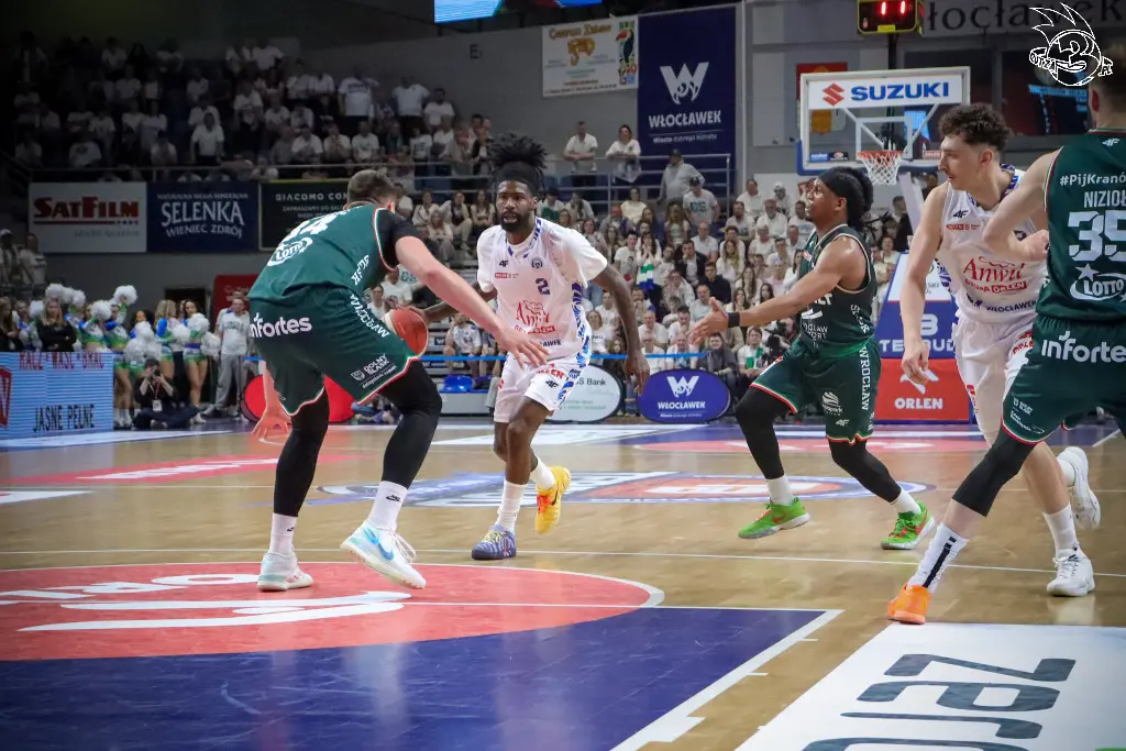 Galeria zdjęć 28 kolejki OBL Anwil Włocławek-WKS Śląsk Wrocław — zdjęcie 168