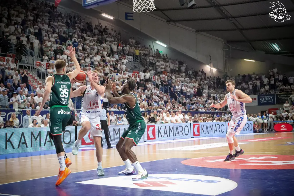 Galeria zdjęć 28 kolejki OBL Anwil Włocławek-WKS Śląsk Wrocław — zdjęcie 199