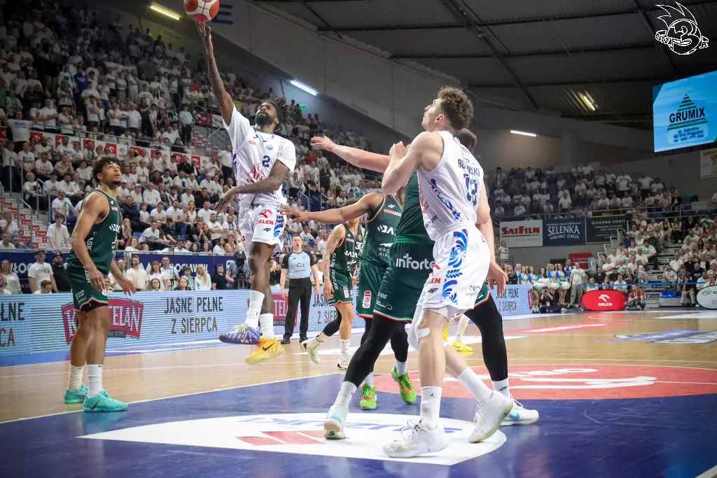 Galeria zdjęć 28 kolejki OBL Anwil Włocławek-WKS Śląsk Wrocław — zdjęcie 169