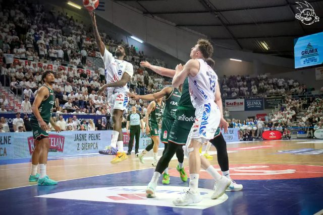 Galeria zdjęć 28 kolejki OBL Anwil Włocławek-WKS Śląsk Wrocław — zdjęcie 169
