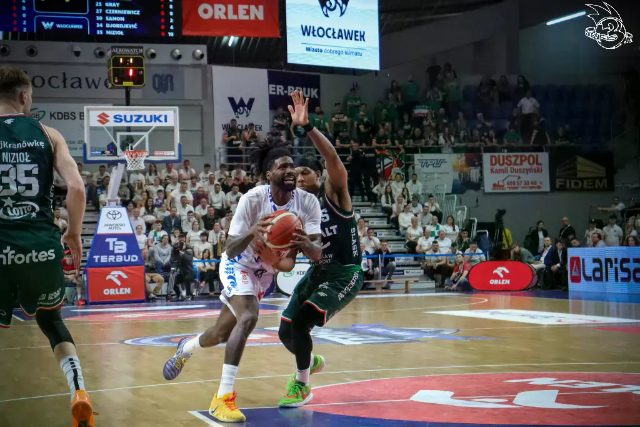 Galeria zdjęć 28 kolejki OBL Anwil Włocławek-WKS Śląsk Wrocław — zdjęcie 118