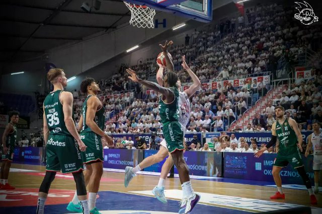 Galeria zdjęć 28 kolejki OBL Anwil Włocławek-WKS Śląsk Wrocław — zdjęcie 99