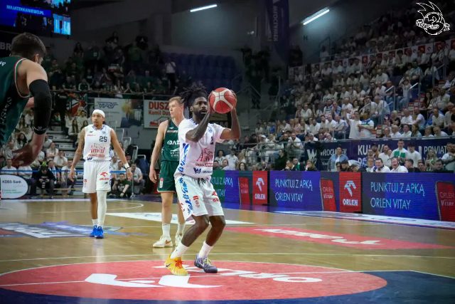 Galeria zdjęć 28 kolejki OBL Anwil Włocławek-WKS Śląsk Wrocław — zdjęcie 89
