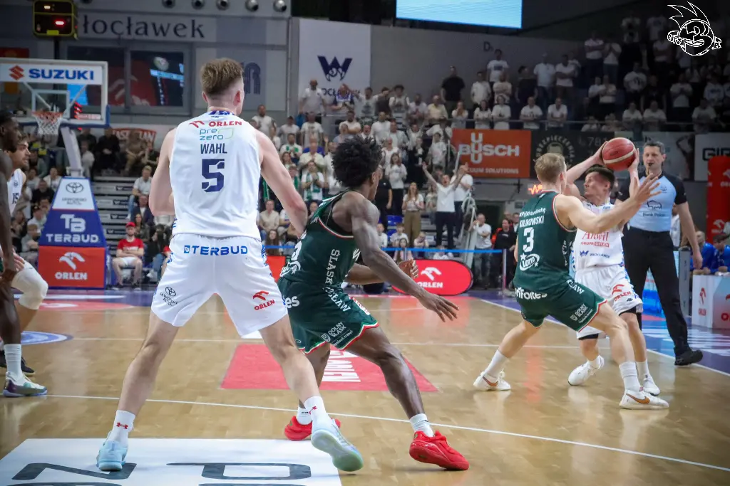 Galeria zdjęć 28 kolejki OBL Anwil Włocławek-WKS Śląsk Wrocław — zdjęcie 192