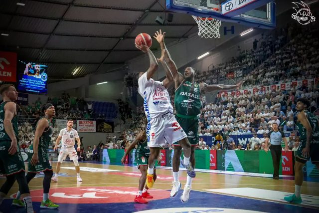 Galeria zdjęć 28 kolejki OBL Anwil Włocławek-WKS Śląsk Wrocław — zdjęcie 105