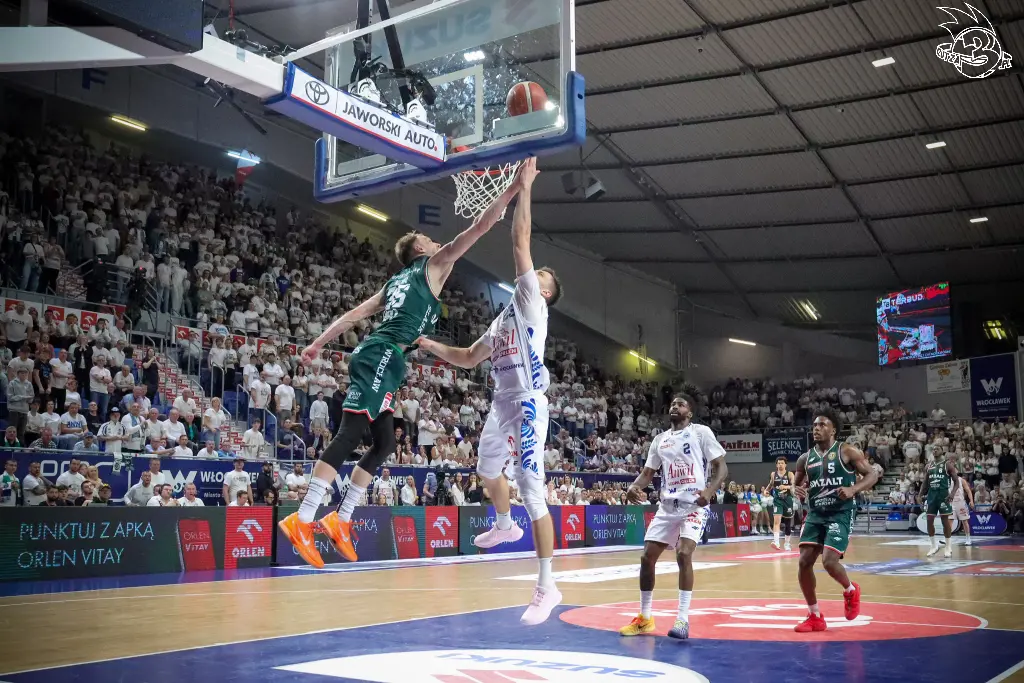 Galeria zdjęć 28 kolejki OBL Anwil Włocławek-WKS Śląsk Wrocław — zdjęcie 188