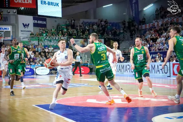 Galeria zdjęć 27 kolejki OBL Anwil Włocławek-Orlen Zastal Zielona Góra — zdjęcie 93