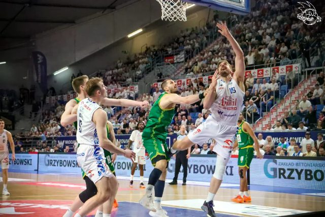 Galeria zdjęć 27 kolejki OBL Anwil Włocławek-Orlen Zastal Zielona Góra — zdjęcie 45