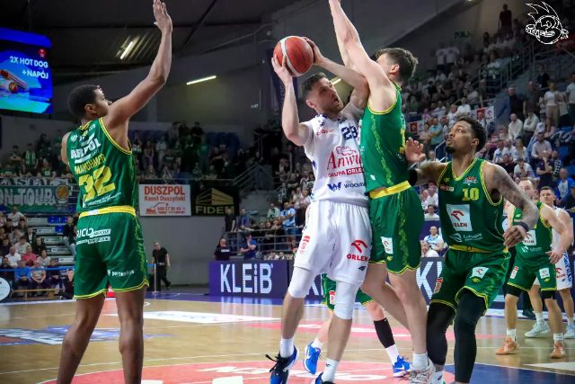 Galeria zdjęć 27 kolejki OBL Anwil Włocławek-Orlen Zastal Zielona Góra — zdjęcie 105