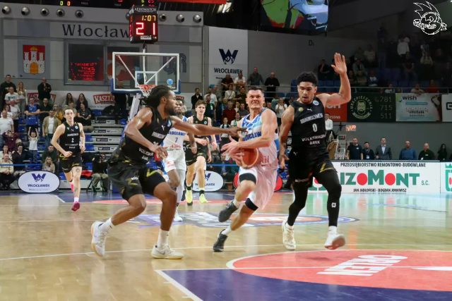 Galeria zdjęć meczu FIBA Europe Cup:       Anwil Włocławek 🆚 Basketball Löwen Brunszwik — zdjęcie 130