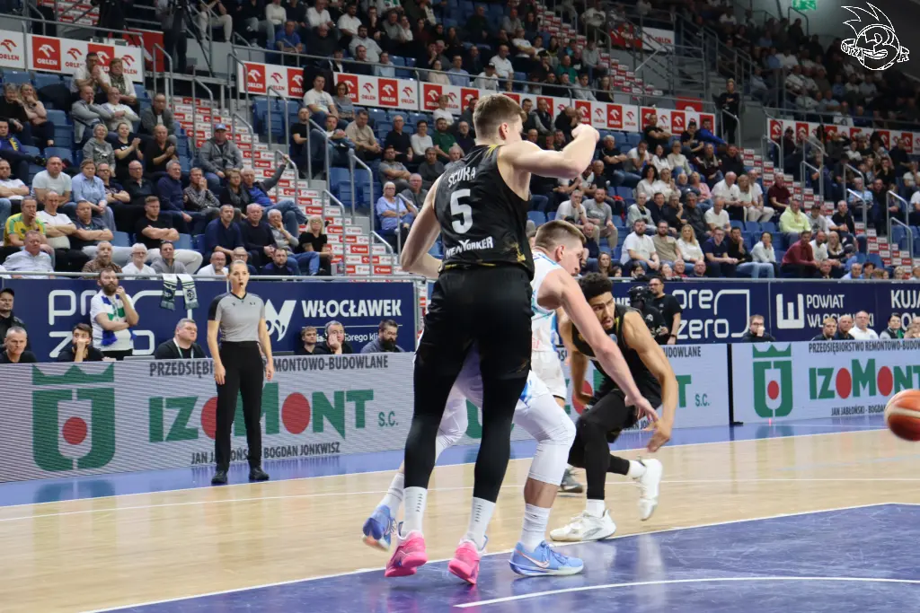 Galeria zdjęć meczu FIBA Europe Cup:       Anwil Włocławek 🆚 Basketball Löwen Brunszwik — zdjęcie 92