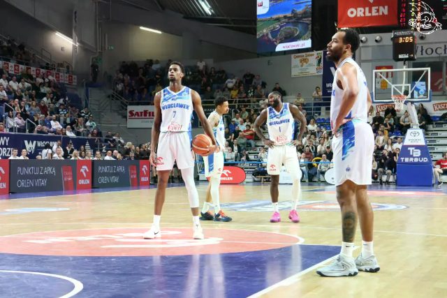 Galeria zdjęć meczu FIBA Europe Cup:       Anwil Włocławek 🆚 Basketball Löwen Brunszwik — zdjęcie 107
