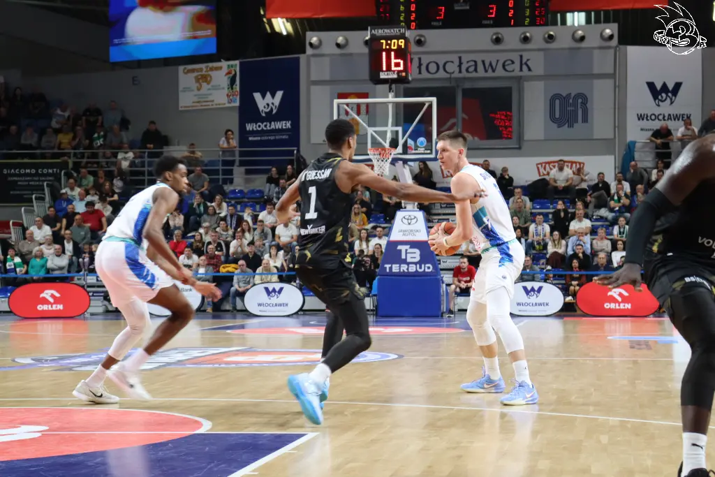 Galeria zdjęć meczu FIBA Europe Cup:       Anwil Włocławek 🆚 Basketball Löwen Brunszwik — zdjęcie 96