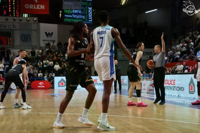 Galeria zdjęć meczu FIBA Europe Cup:       Anwil Włocławek 🆚 Basketball Löwen Brunszwik — zdjęcie 127