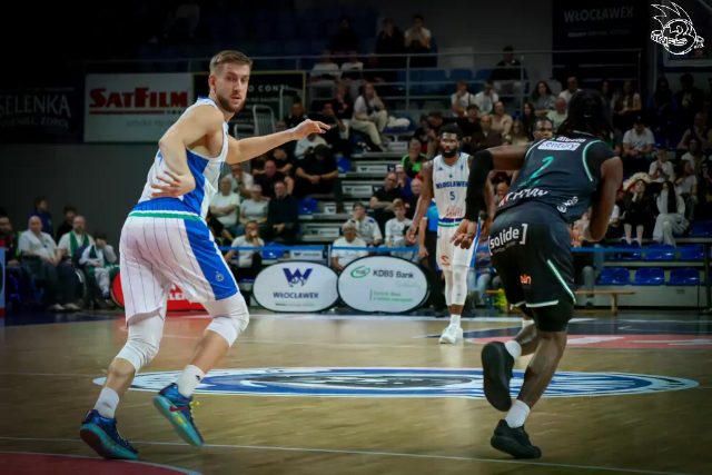 Galeria zdjęć meczu ENBL: Anwil Włocławek 🆚 Donar — zdjęcie 106
