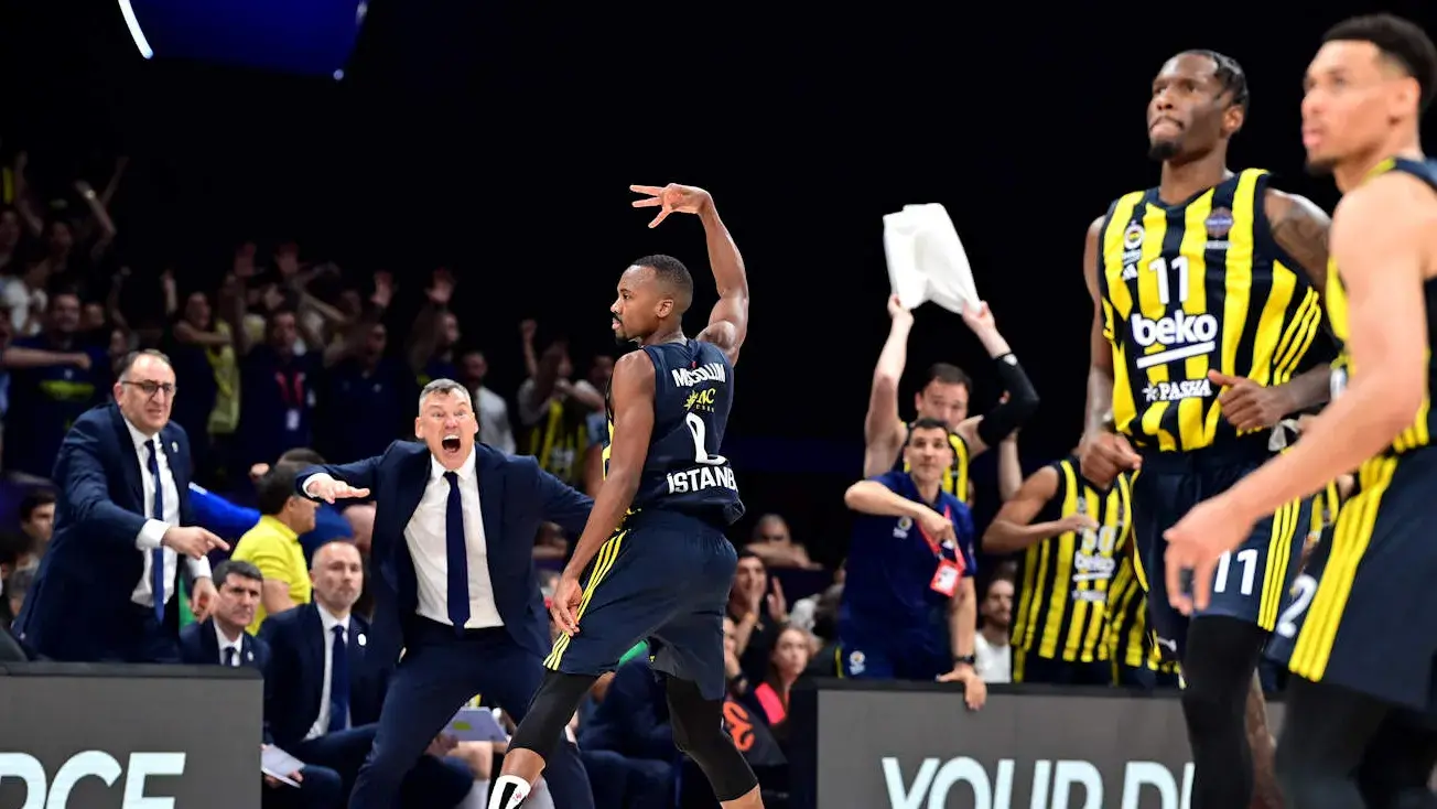 Fenerbahce stanie naprzeciw Monako w finale Euroligi - Greccy bez zespołu w finale