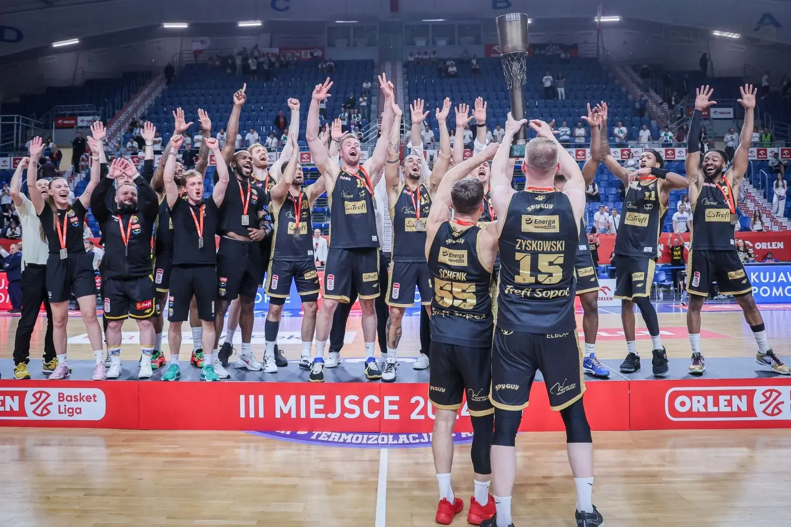 Trefl z brązem, Anwil z pytaniami - mecz o medal zamyka trudny sezon dla obu klubów