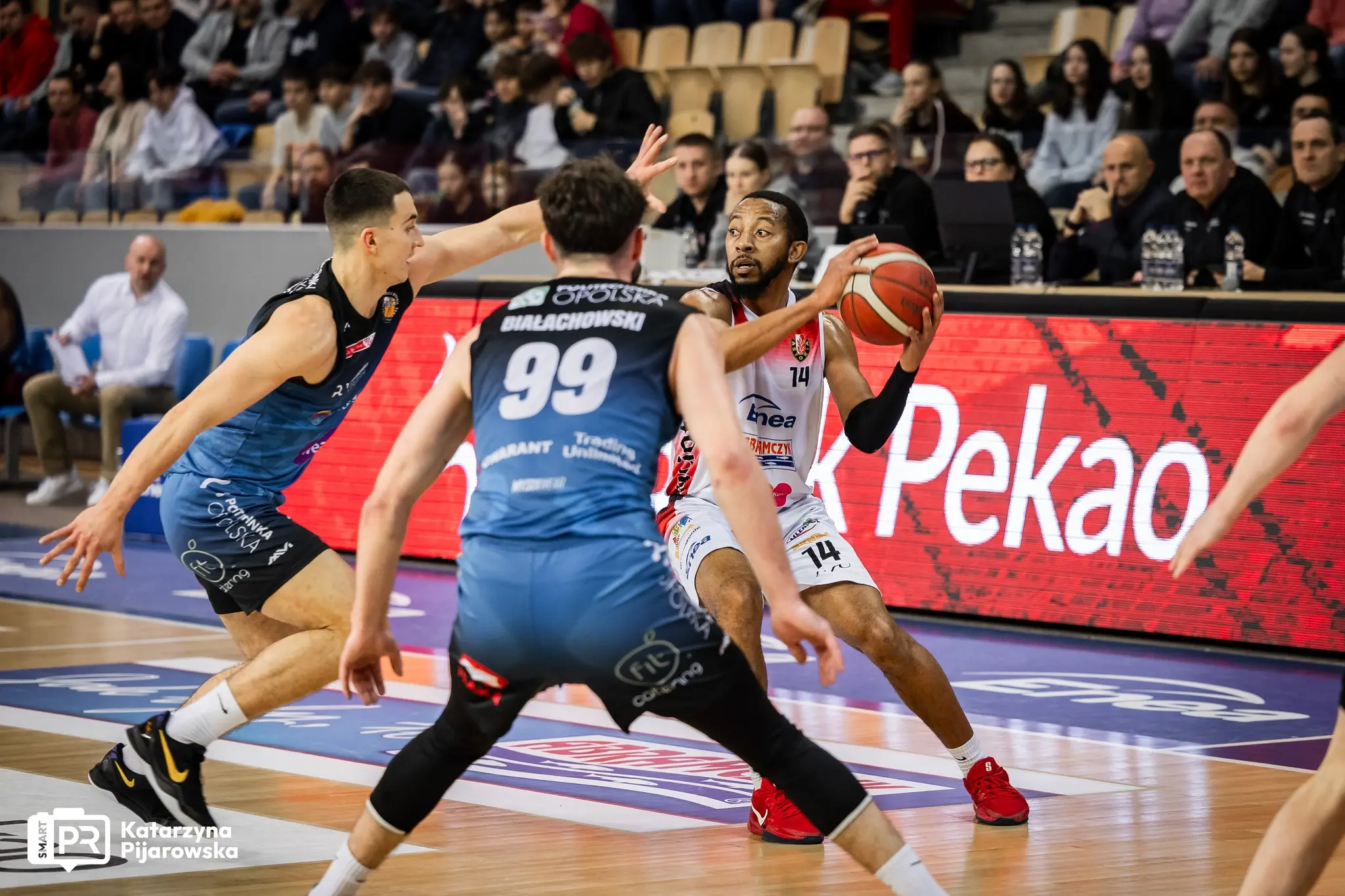 Świetny Kimbrough! Astoria rozstrzyga mecz w drugiej połowie