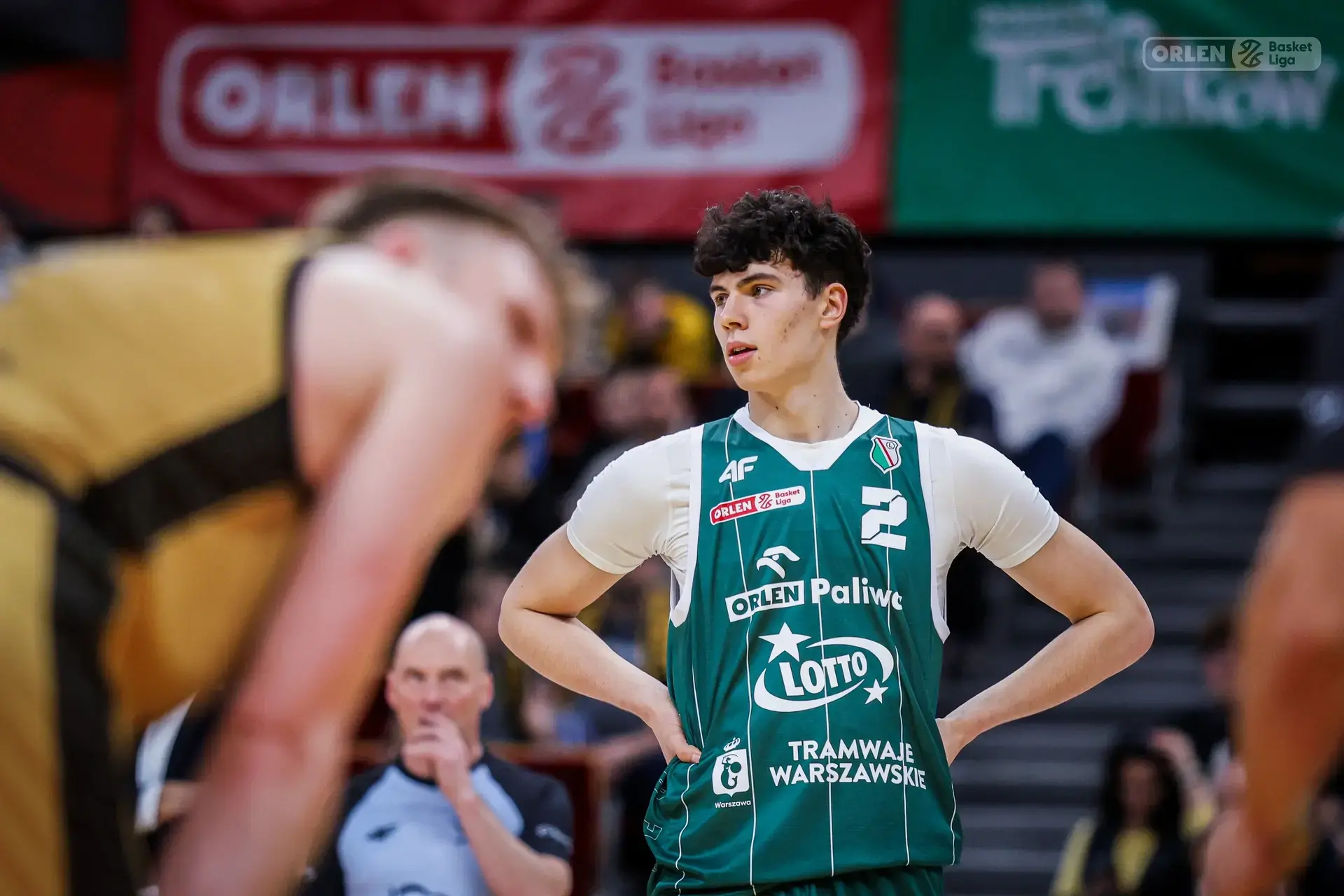 Telefon w drodze do piekarni, niespodzianka na EuroBaskecie i plany na przyszły sezon - wywiad z Dawidem Niedziałkowskim