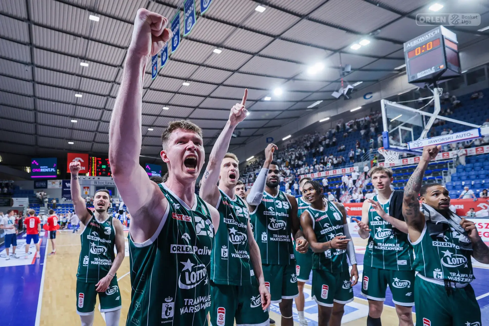 ,,Houston mamy problem'' - Anwil na krawędzi, Legia o krok od finału